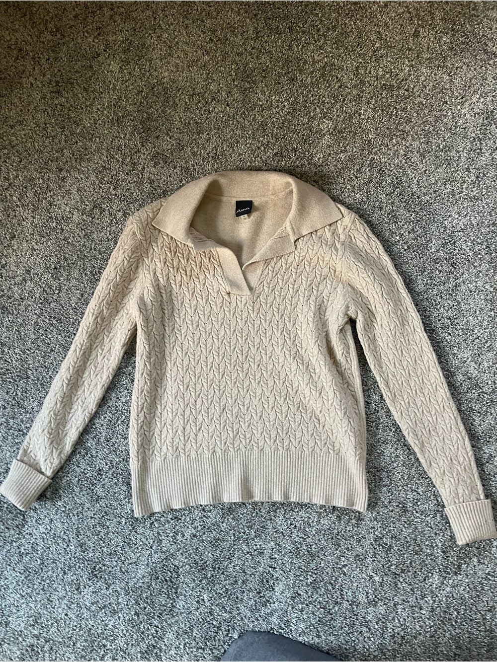 Avenue Cream Cable V‑Neck Collared Sweater